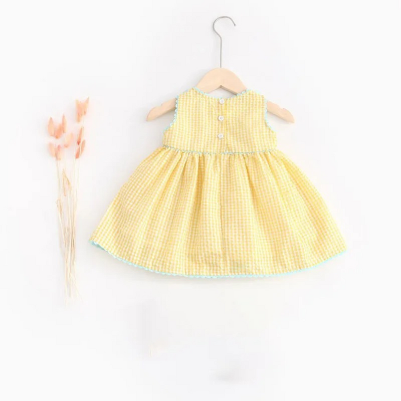 Vestido Infantil com Bordado de Patinhos